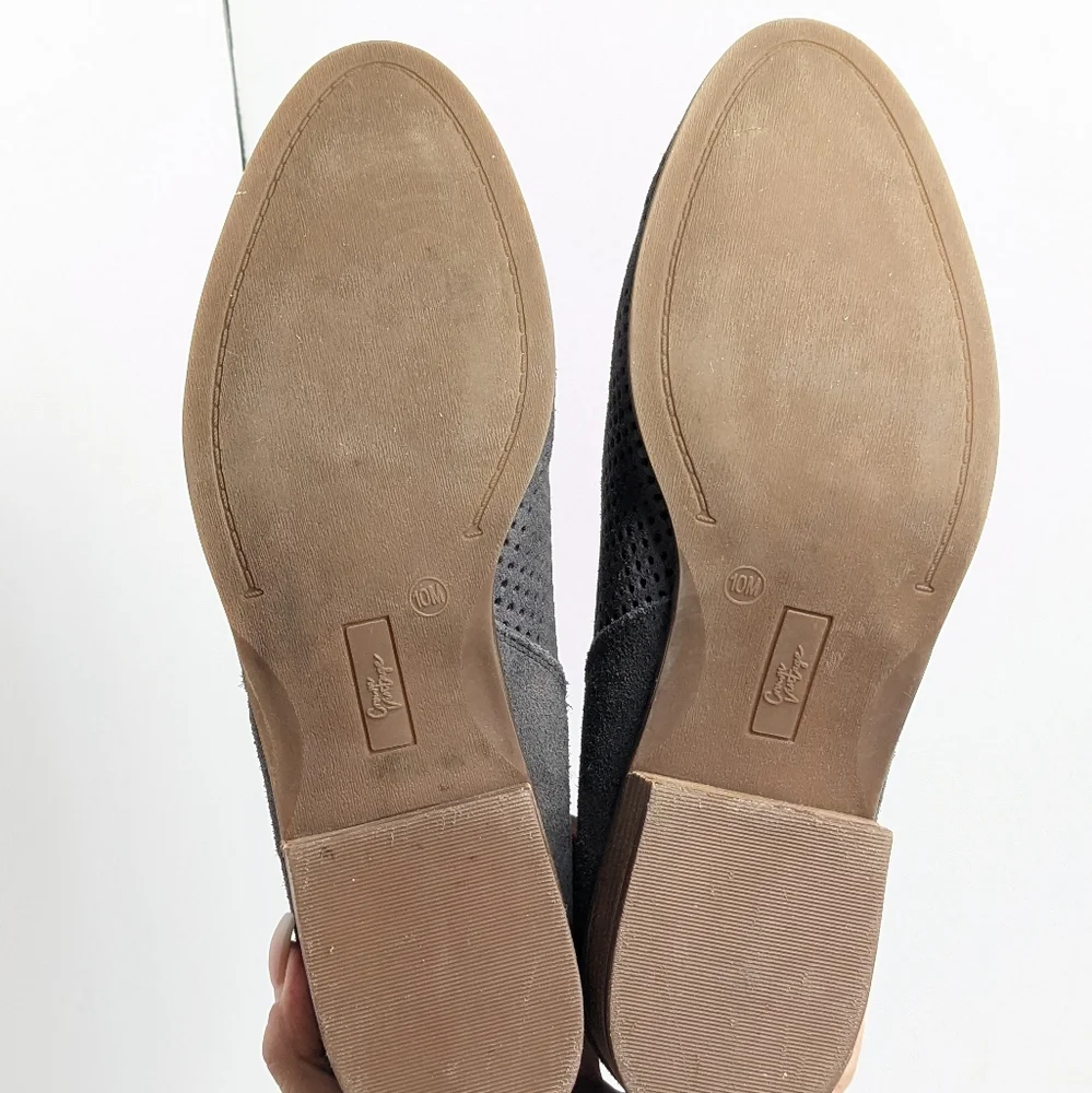 Crown vintage suede booties